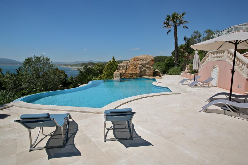 Villa La Croisette 圣马克西姆 客房 照片